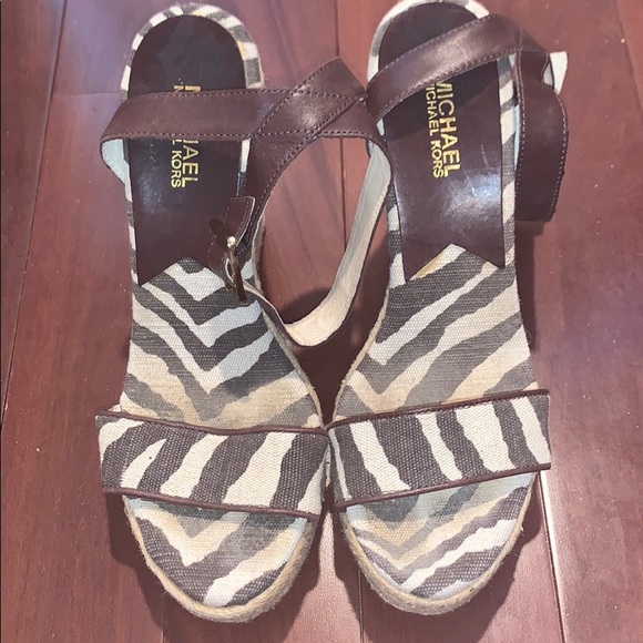 Michael Kors Zebra Wedges - Picture 3 of 4
